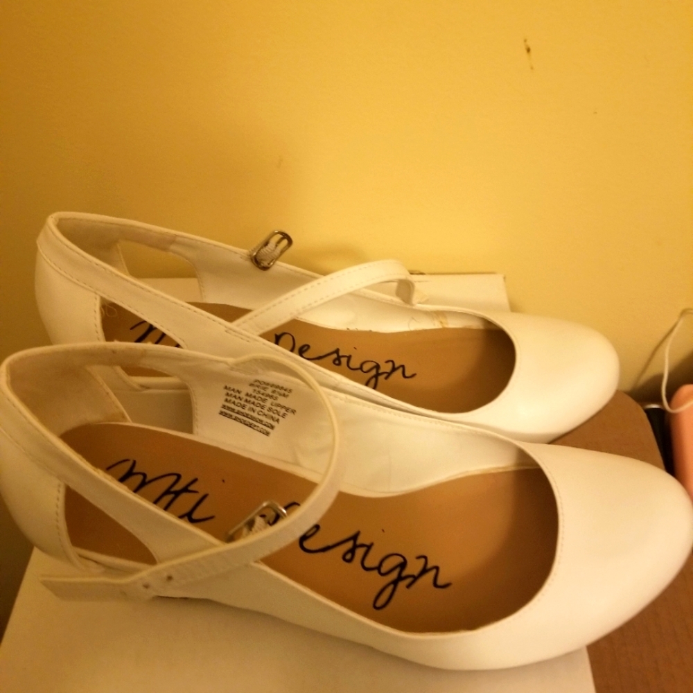 White flats